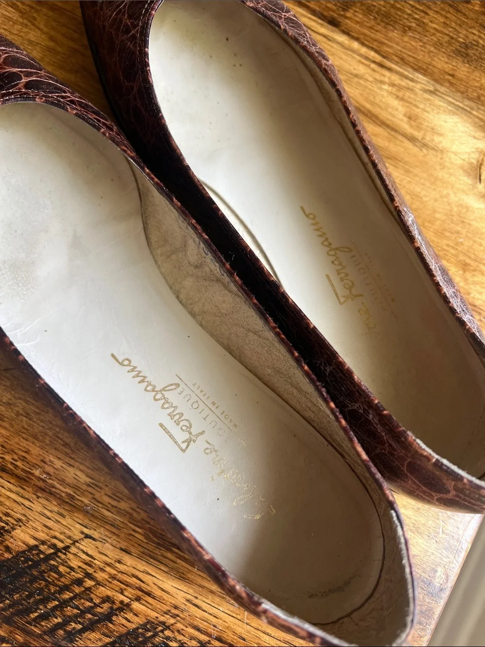 Salvatore Ferragamo Crocodile Brown Flats 10B